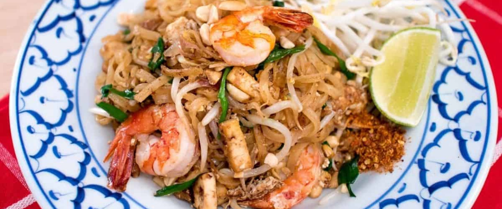 A Taste of Thailand: Exploring the Delicious World of Pad Thai